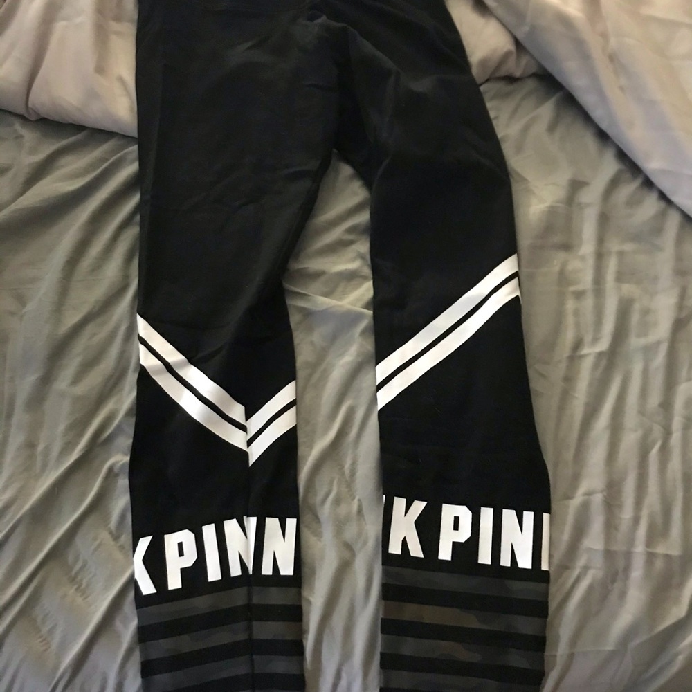 VS PINK yoga leggings